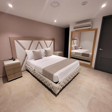 Hotel Med 33 Medellín Esterno foto