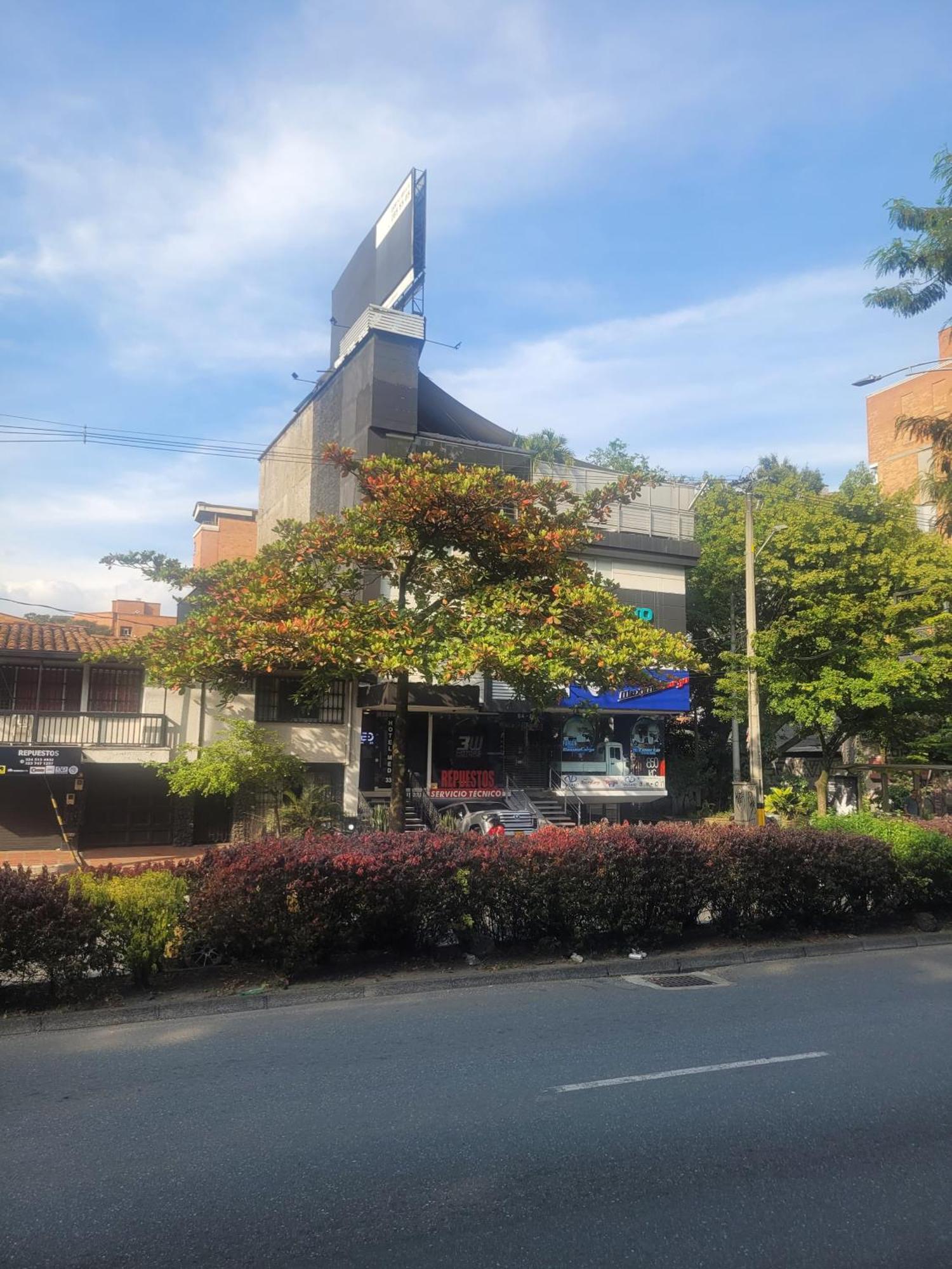 Hotel Med 33 Medellín Esterno foto